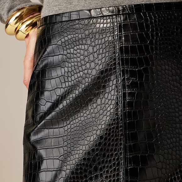 NWOT Jcrew Pencil skirt in croc-embossed faux leather - Picture 2 of 7